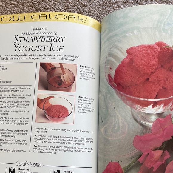 Light & Easy Cookbook - Picture 8 of 8